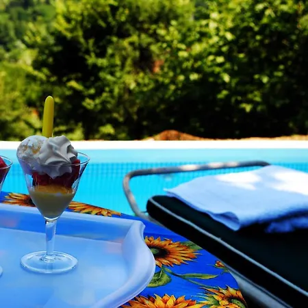 La Favola Bed & Breakfast